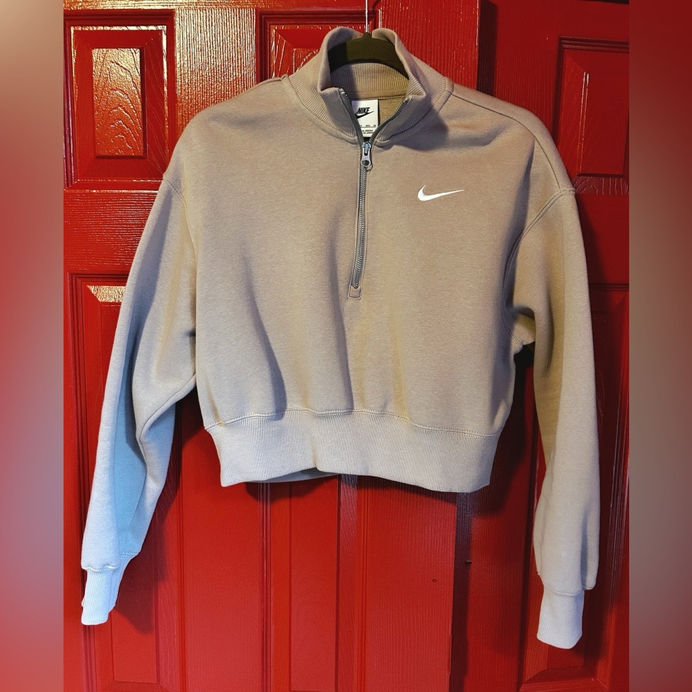 Nike Cropped Half Zip